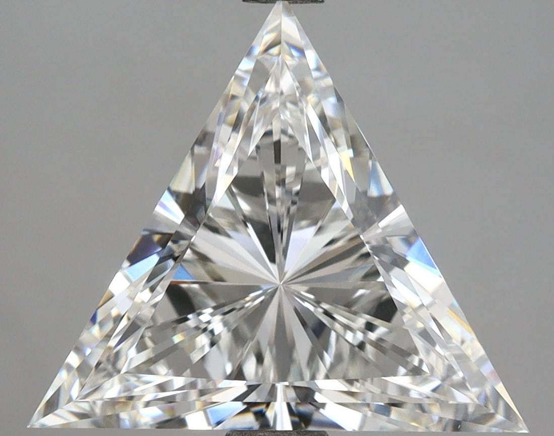 Loose Diamond - TRIANGULAR 3.68ct E VVS2: Loose Diamond - TRIANGULAR 3.68ct E VVS2 Source: This is a real non-mined Diamond that has been grown in a lab Shape: TRIANGULAR Carats: 3.68 Color: E Clarity: VVS2 Certification: IGI Video: