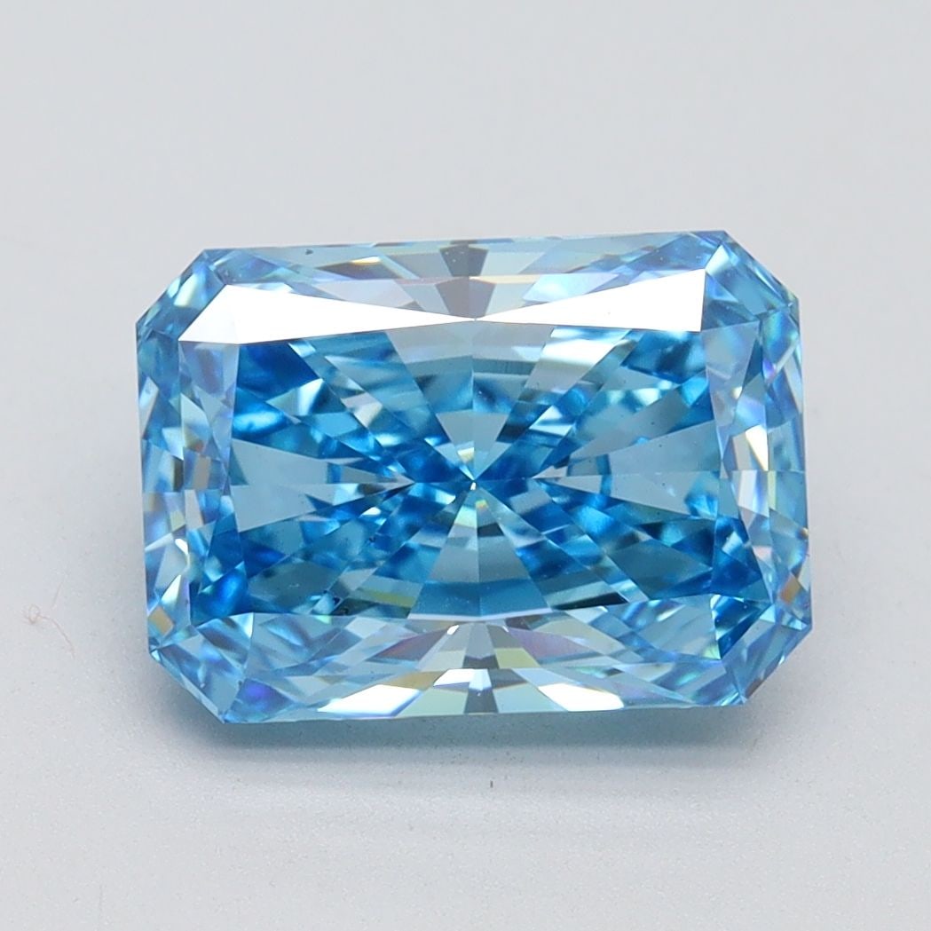 Loose Diamond - RADIANT 3.2ct Fancy Vivid Blue VS2: Loose Diamond - RADIANT 3.2ct Fancy Vivid Blue VS2 Source: This is a real non-mined Diamond that has been grown in a lab Shape: RADIANT Carats: 3.2 Color: Fancy Vivid Blue Certification: IGI Video: