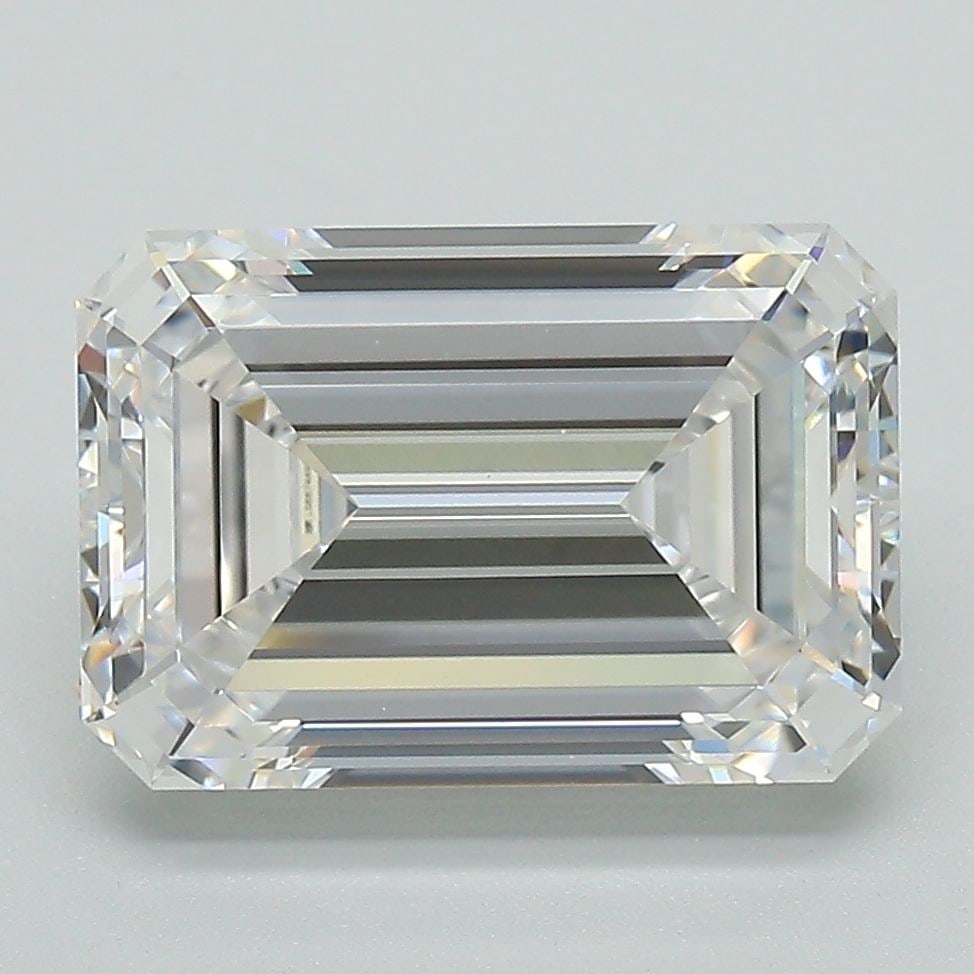 Loose Diamond - EMERALD 4.71ct E VVS2: Loose Diamond - EMERALD 4.71ct E VVS2 Source: This is a real non-mined Diamond that has been grown in a lab Shape: EMERALD Carats: 4.71 Color: E Clarity: VVS2 Certification: IGI Video:
