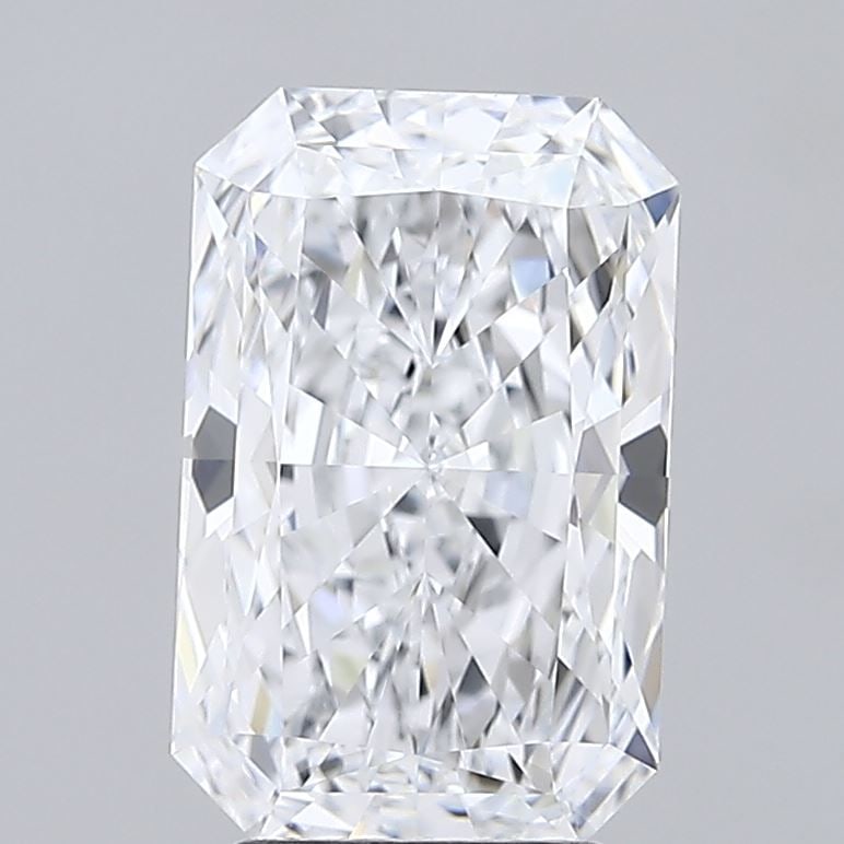 Loose Diamond - RADIANT 3.05ct D VVS1: Loose Diamond - RADIANT 3.05ct D VVS1 Source: This is a real non-mined Diamond that has been grown in a lab Shape: RADIANT Carats: 3.05 Color: D Clarity: VVS1 Certification: IGI Video: