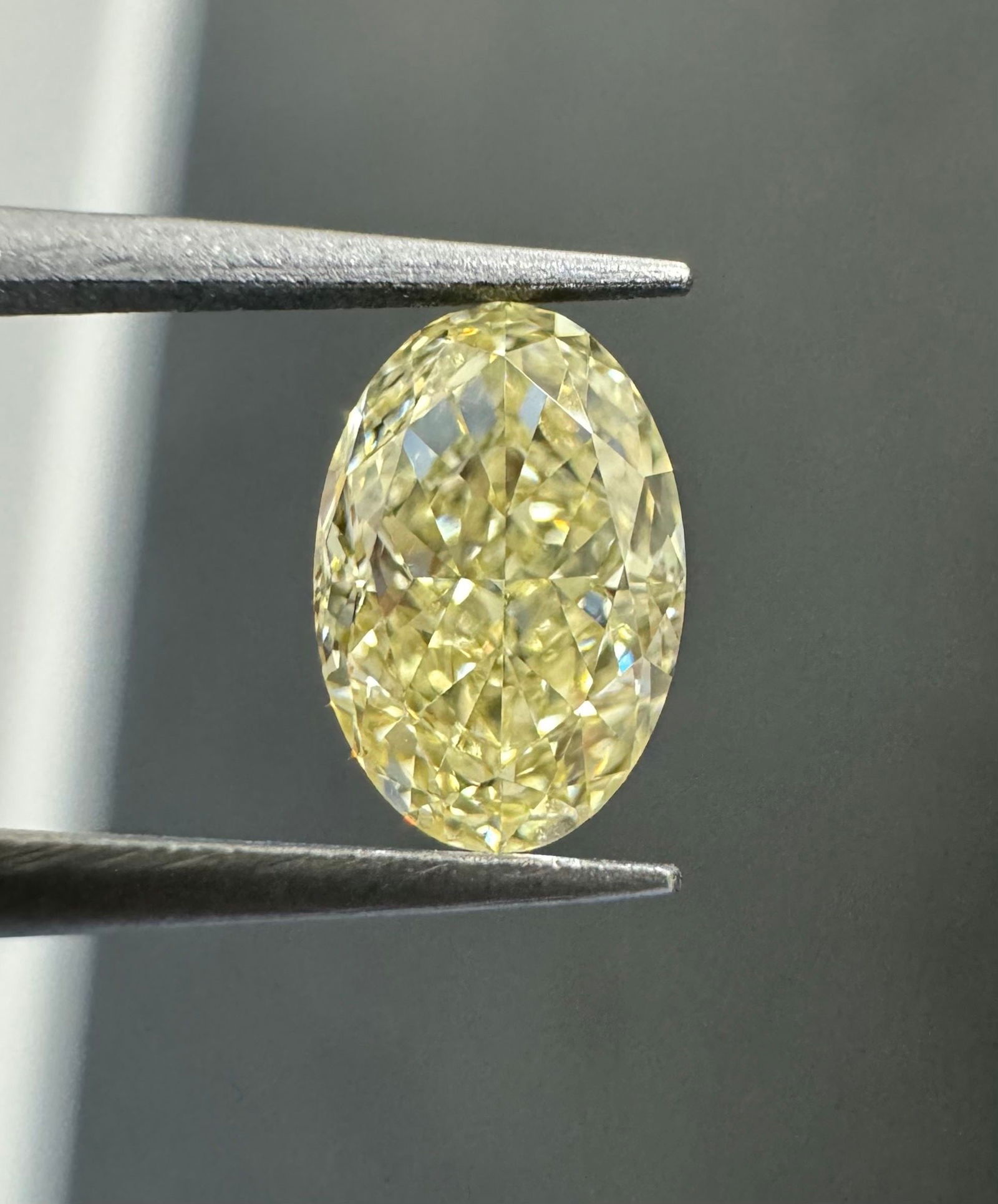 Loose Diamond - OVAL 0.7ct W-X VS1 (1 of 1)