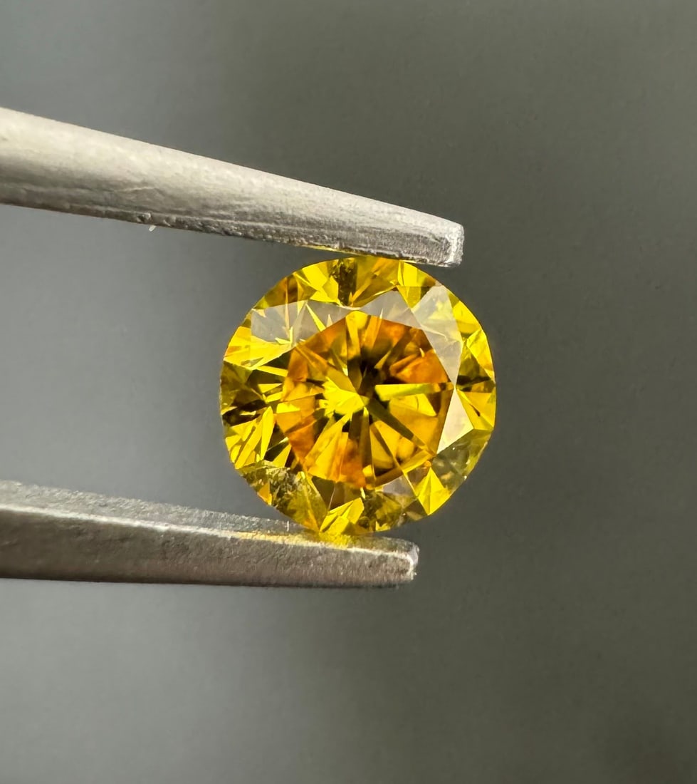 Loose Diamond - ROUND 0.19ct Fancy Vivid Yellow SI1 (1 of 1)