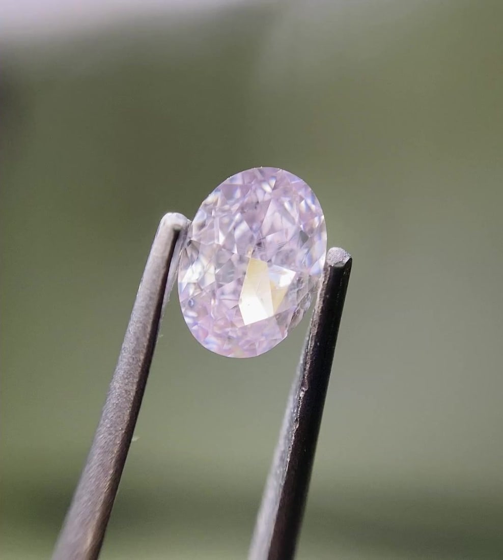 Loose Diamond - OVAL 0.5ct Fancy Brownish Pink I1: Loose Diamond - OVAL 0.5ct Fancy Brownish Pink I1 Source: Natural Shape: OVAL Carats: 0.5 Color: Fancy Brownish Pink Certification: GIA Video:
