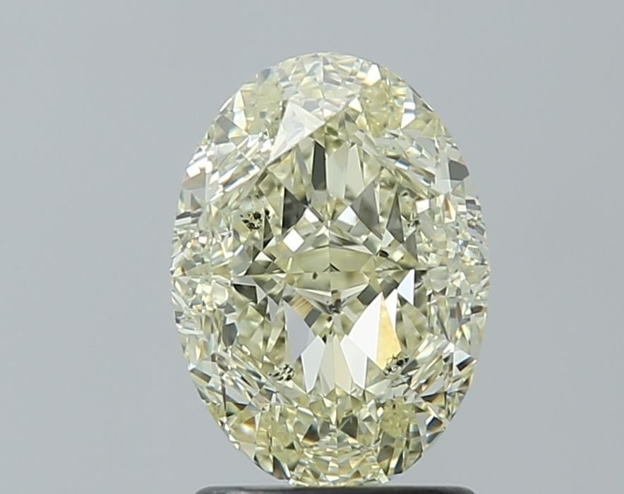 Loose Diamond - OVAL 2.1ct W-X SI2: Loose Diamond - OVAL 2.1ct W-X SI2 Source: Natural Shape: OVAL Carats: 2.1 Color: W-X Certification: GIA Video: