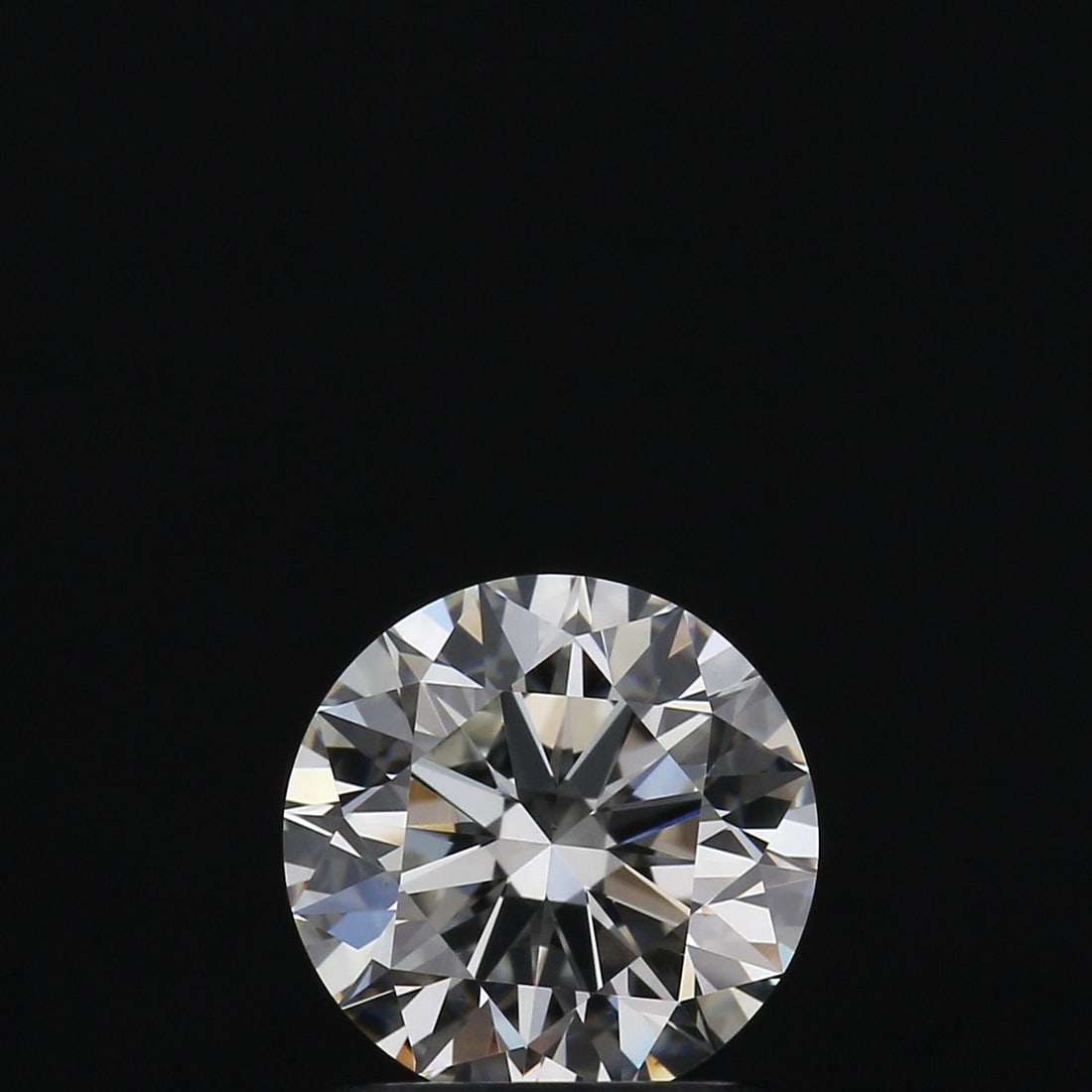 Loose Diamond - ROUND 1.06ct I VS2: Loose Diamond - ROUND 1.06ct I VS2 Source: Natural Shape: ROUND Carats: 1.06 Color: I Clarity: VS2 Certification: GIA Video: