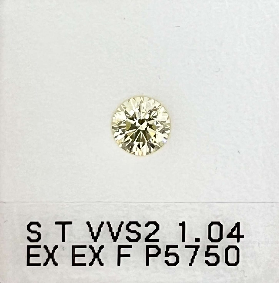 Loose Diamond - ROUND 1.04ct S-T VVS2: Loose Diamond - ROUND 1.04ct S-T VVS2 Source: Natural Shape: ROUND Carats: 1.04 Color: S-T Certification: GIA Video: