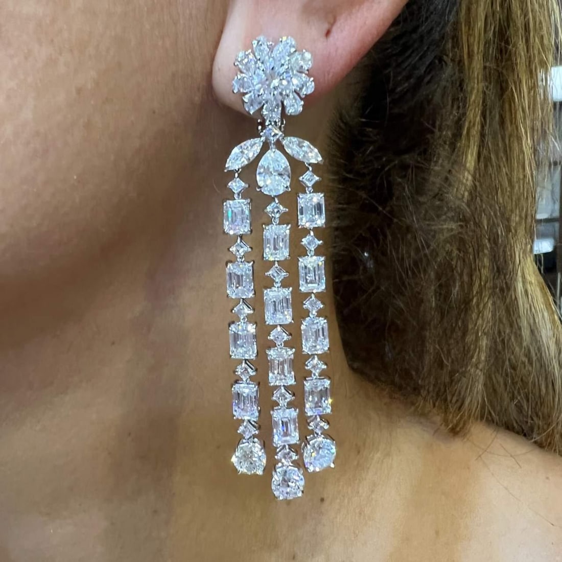 Sophia D. Platinum 21.43 Ct. Diamond Chandelier Earrings: Sophia D. Platinum 21.43 Ct. Diamond Chandelier Earrings These exquisite chandelier earrings by Sophia D. are crafted in luxurious platinum and feature a stunning array of diamonds. With a total diamo