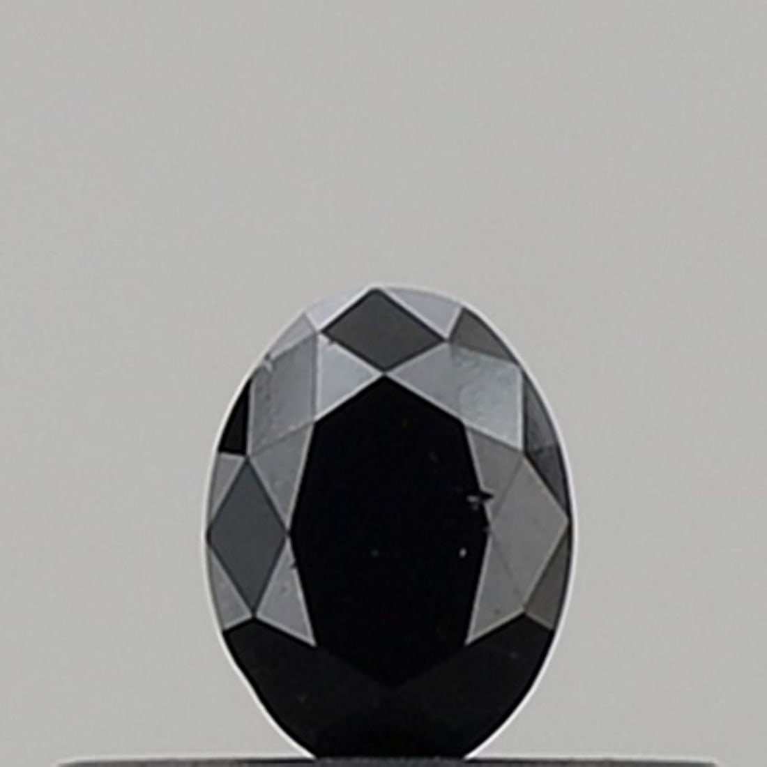Loose Diamond - OVAL 0.26ct Black VS1: Loose Diamond - OVAL 0.26ct Black VS1 Source: Natural Shape: OVAL Carats: 0.26 Color: Black Certification: NONE Video: