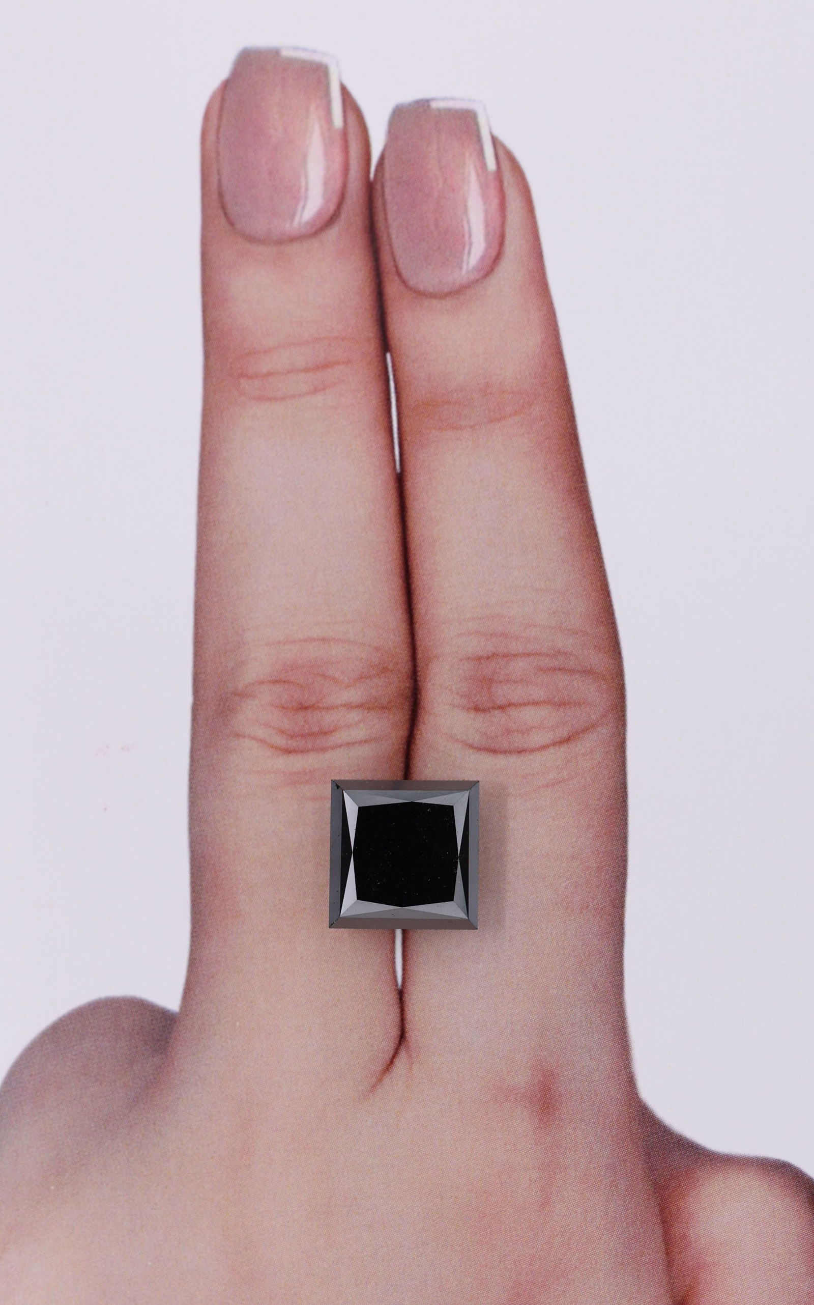 Loose Diamond - PRINCESS 7.53ct Black (1 of 1)