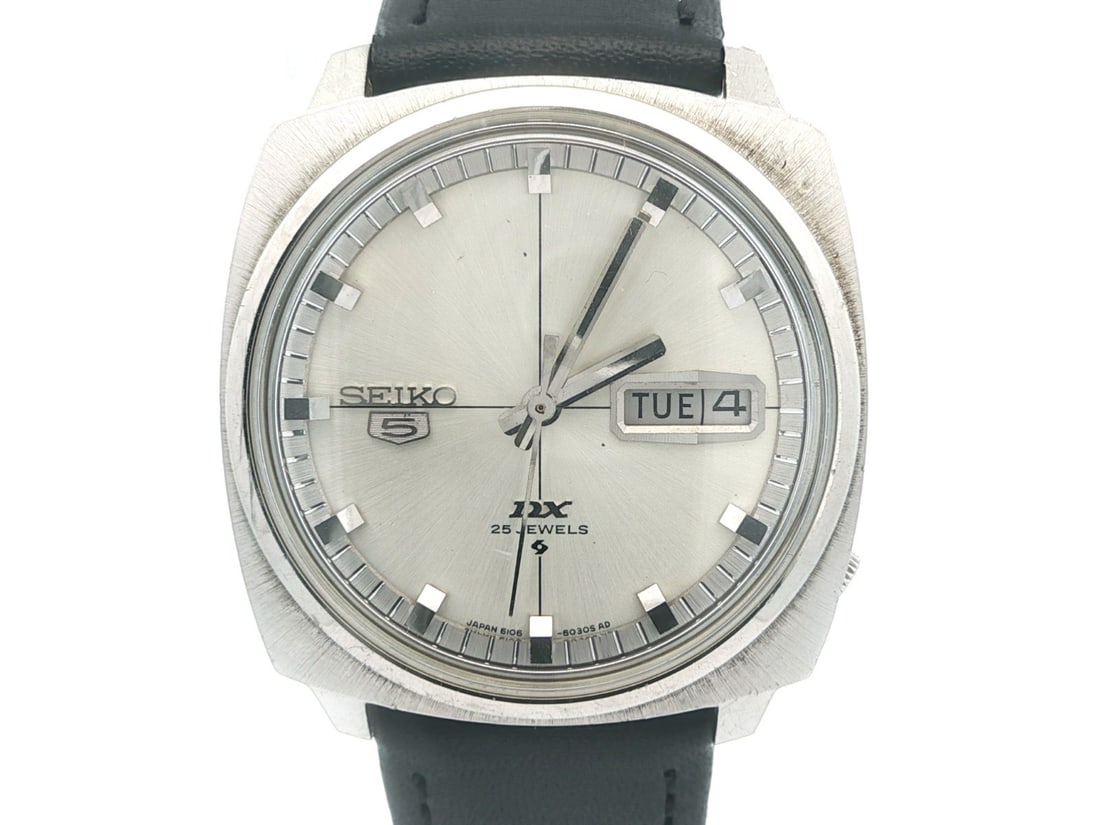Vintage Seiko DX De Luxe 25 Jewel Automatic Day Date Wristwatch 6106-6030 (1 of 12)