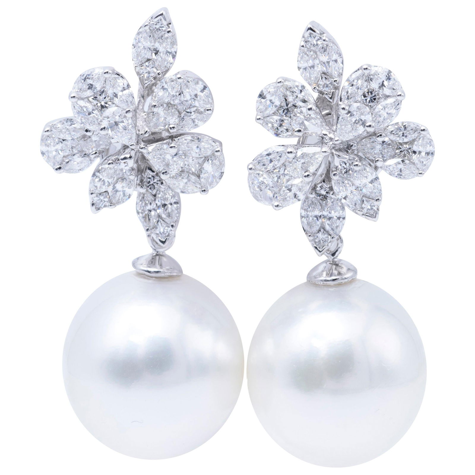 Harbor Diamonds South Sea Pearl Diamond Cluster Earrings 2.14ct 18K White Gold: Harbor Diamonds South Sea Pearl Diamond Cluster Earrings 2.14ct 18K White Gold Elevate your elegance with these stunning South Sea Pearl Diamond Cluster Earrings, crafted in luxurious 18k white gold.