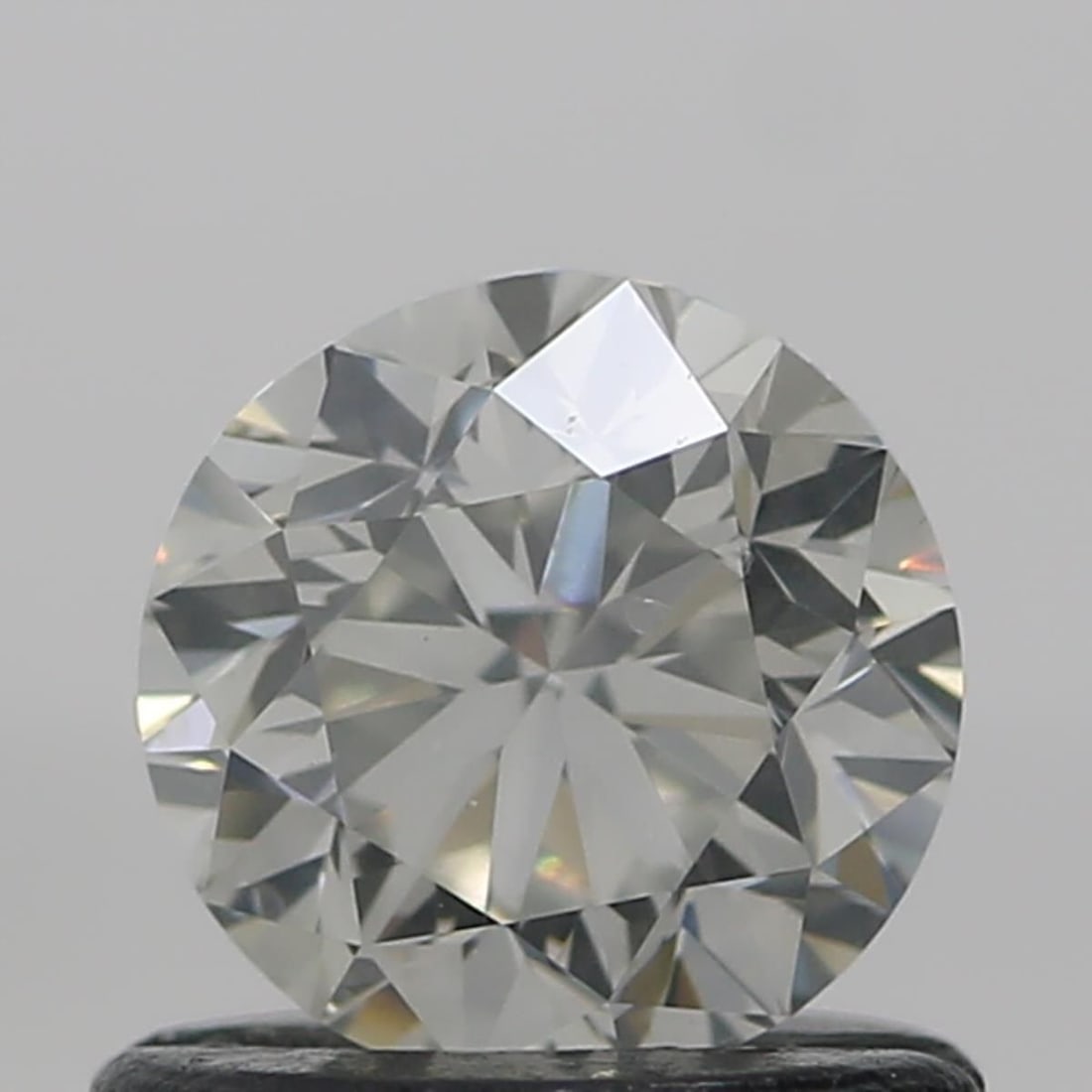Loose Diamond - ROUND 0.7ct J SI2: Loose Diamond - ROUND 0.7ct J SI2 Source: Natural Shape: ROUND Carats: 0.7 Color: J Clarity: SI2 Certification: GIA Video: Video Link The Diamond Depot Guarantee: All items in this auction are