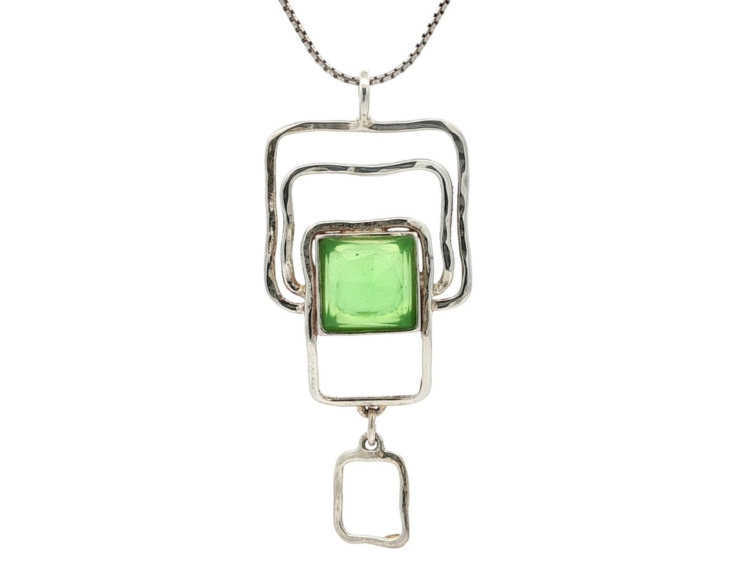 Sterling Silver Green Quartz Square Geometric Pendant Necklace 17": Sterling Silver Green Quartz Square Geometric Pendant Necklace 17" Elevate your jewelry collection with this stunning Sterling Silver Faceted Green Quartz Stacked Square Geometric Pendant Necklace. Th