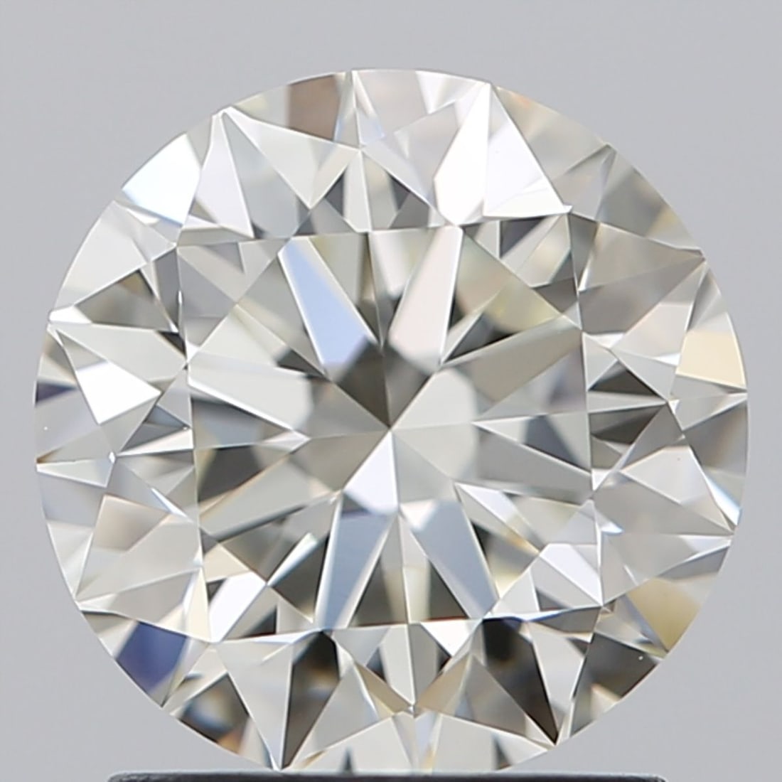 Loose Diamond - ROUND 1.8ct I VVS1: Loose Diamond - ROUND 1.8ct I VVS1 Source: Natural Shape: ROUND Carats: 1.8 Color: I Clarity: VVS1 Certification: IGI Video: