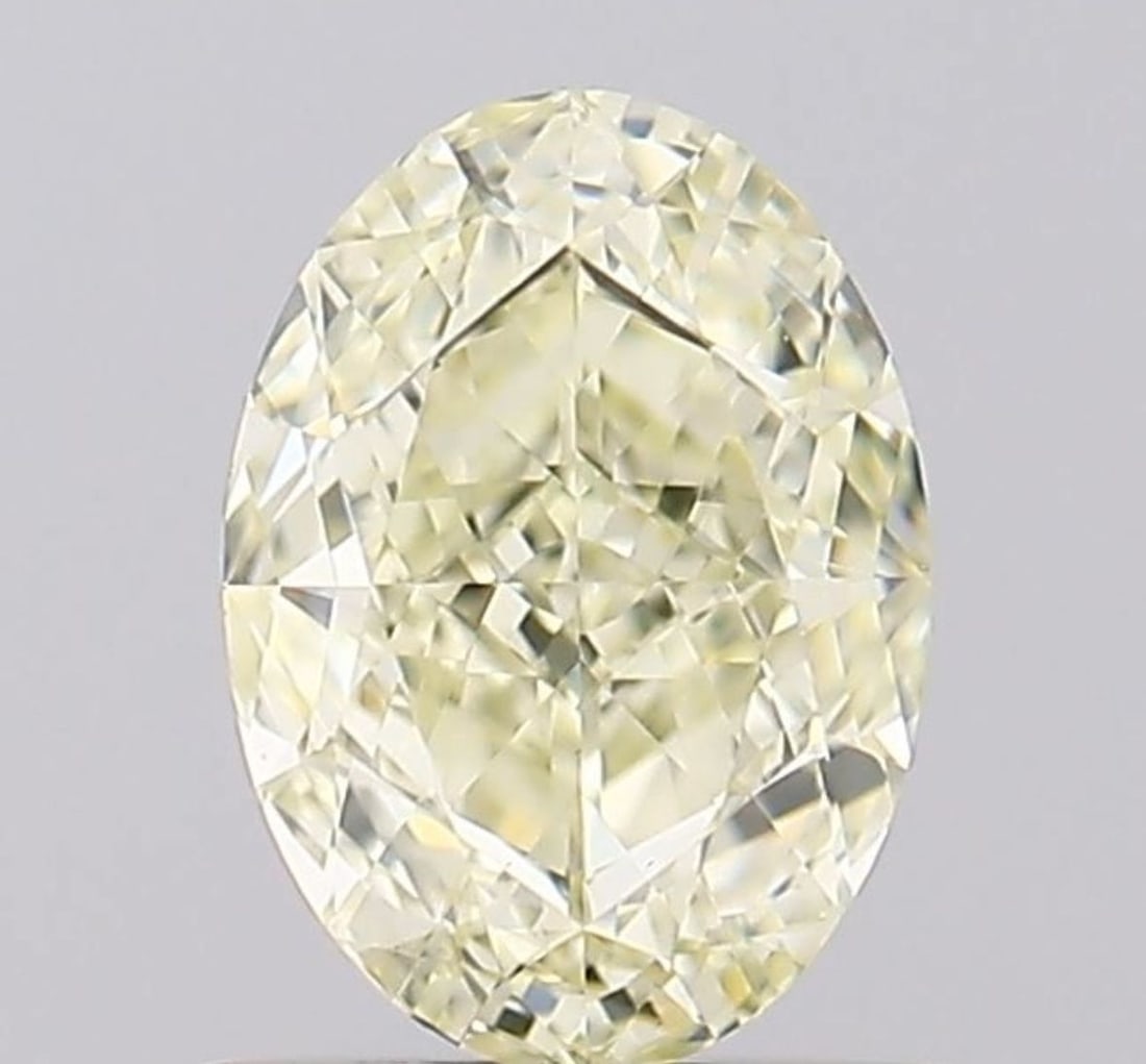 Loose Diamond - OVAL 1.06ct U-V VS1: Loose Diamond - OVAL 1.06ct U-V VS1 Source: Natural Shape: OVAL Carats: 1.06 Color: U-V Certification: GIA The Diamond Depot Guarantee: All items in this auction are guaranteed to be 100% authentic. A
