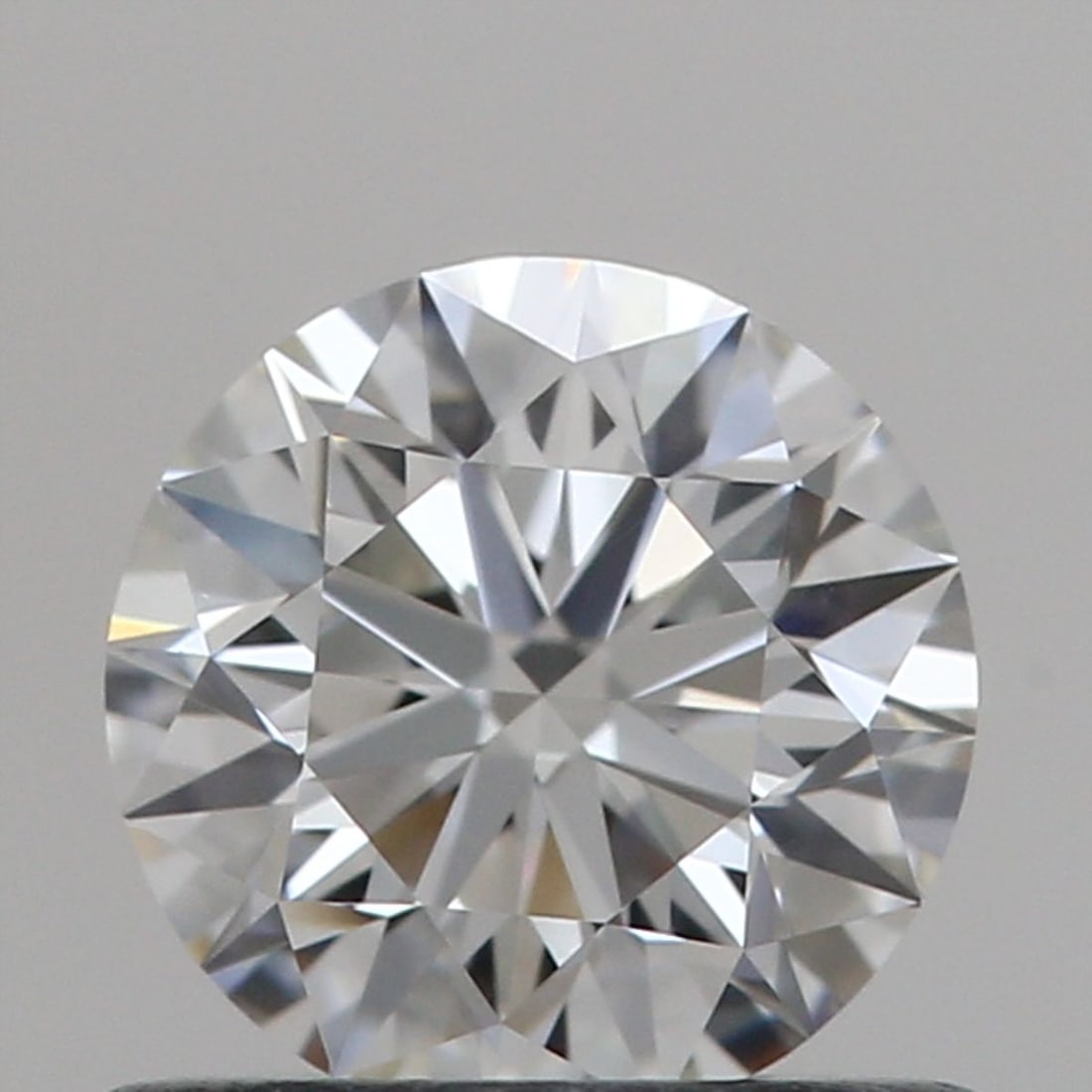 Loose Diamond - ROUND 0.6ct I IF: Loose Diamond - ROUND 0.6ct I IF Source: Natural Shape: ROUND Carats: 0.6 Color: I Clarity: IF Certification: GIA Video:
