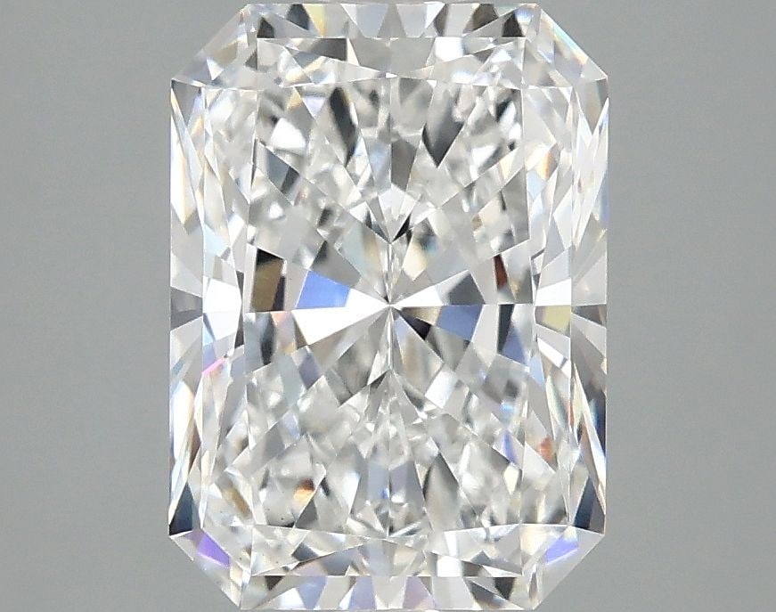Loose Diamond - RADIANT 3.02ct E VS1: Loose Diamond - RADIANT 3.02ct E VS1 Source: This is a real non-mined Diamond that has been grown in a lab Shape: RADIANT Carats: 3.02 Color: E Clarity: VS1 Certification: IGI Video: