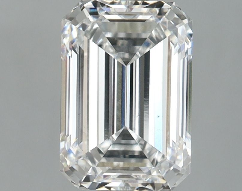 Loose Diamond - EMERALD 2.09ct D VS2: Loose Diamond - EMERALD 2.09ct D VS2 Source: This is a real non-mined Diamond that has been grown in a lab Shape: EMERALD Carats: 2.09 Color: D Clarity: VS2 Certification: IGI Video: