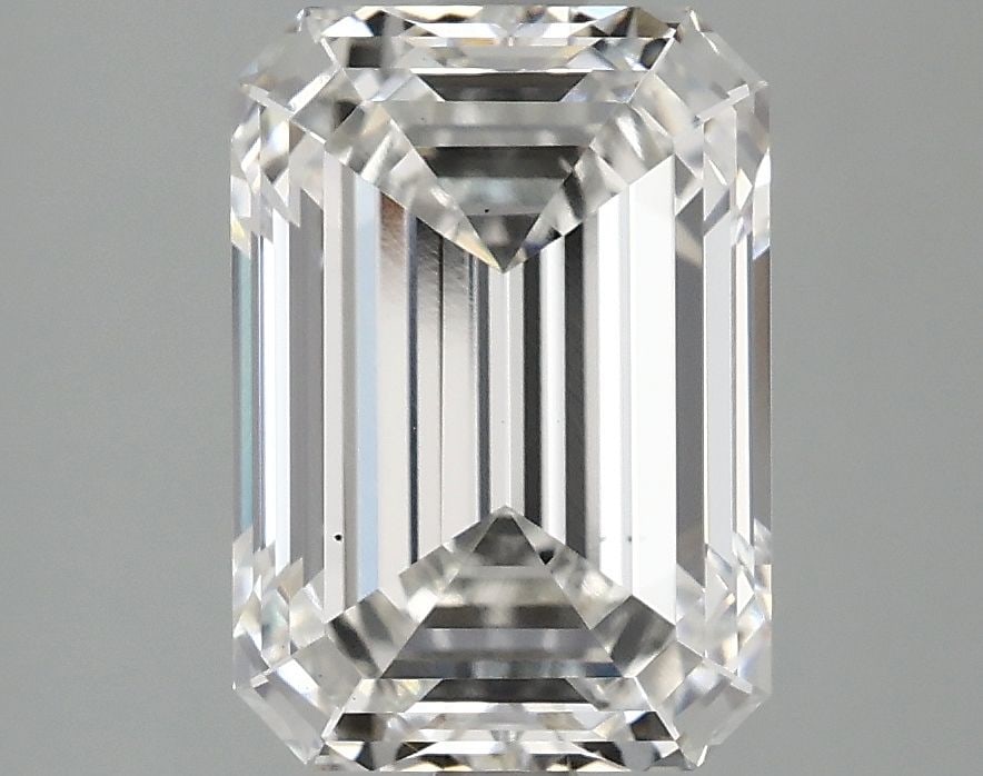 Loose Diamond - EMERALD 3.1ct F VS1: Loose Diamond - EMERALD 3.1ct F VS1 Source: This is a real non-mined Diamond that has been grown in a lab Shape: EMERALD Carats: 3.1 Color: F Clarity: VS1 Certification: IGI Video: