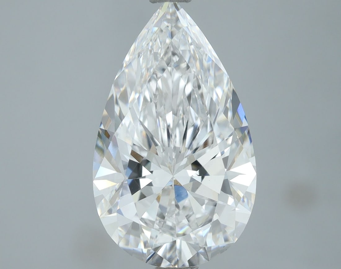 Loose Diamond - PEAR 3.04ct D VS1: Loose Diamond - PEAR 3.04ct D VS1 Source: This is a real non-mined Diamond that has been grown in a lab Shape: PEAR Carats: 3.04 Color: D Clarity: VS1 Certification: IGI Video: