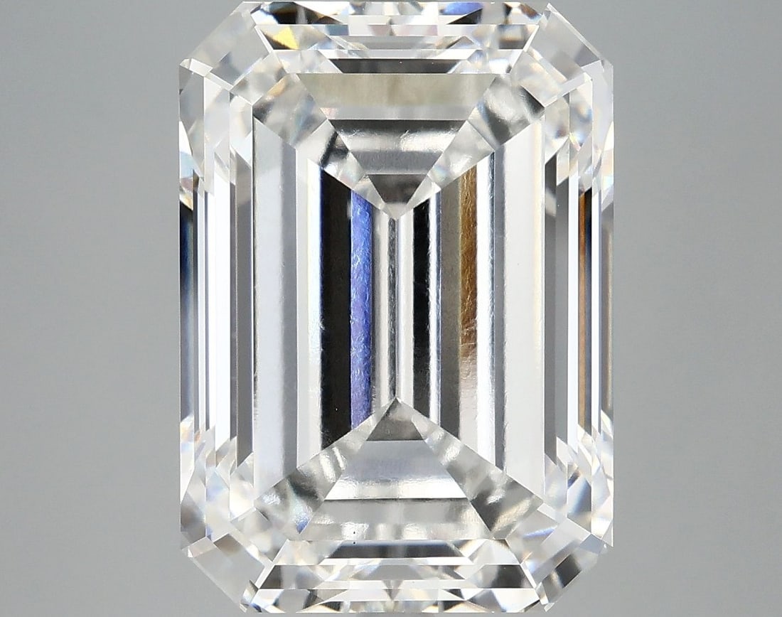 Loose Diamond - EMERALD 10.87ct F VVS2: Loose Diamond - EMERALD 10.87ct F VVS2 Source: This is a real non-mined Diamond that has been grown in a lab Shape: EMERALD Carats: 10.87 Color: F Clarity: VVS2 Certification: IGI Video: