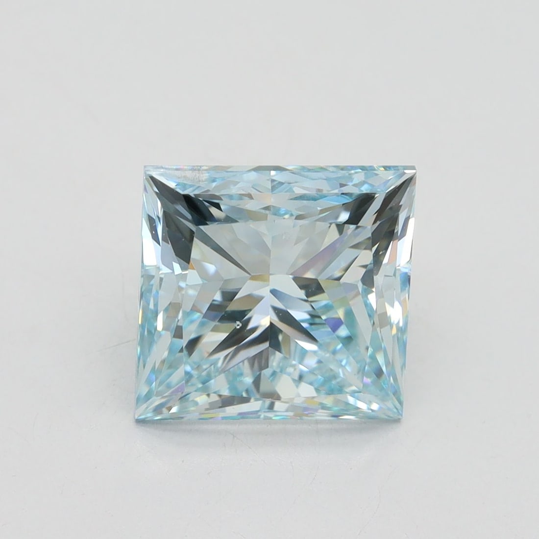 Loose Diamond - PRINCESS 5.01ct Fancy Intense Blue SI1: Loose Diamond - PRINCESS 5.01ct Fancy Intense Blue SI1 Source: This is a real non-mined Diamond that has been grown in a lab Shape: PRINCESS Carats: 5.01 Color: Fancy Intense Blue Certification: IGI V