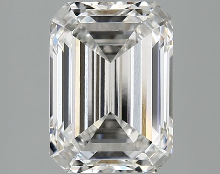 Loose Diamond - EMERALD 3.1ct E VS1: Loose Diamond - EMERALD 3.1ct E VS1 Source: This is a real non-mined Diamond that has been grown in a lab Shape: EMERALD Carats: 3.1 Color: E Clarity: VS1 Certification: IGI Video:
