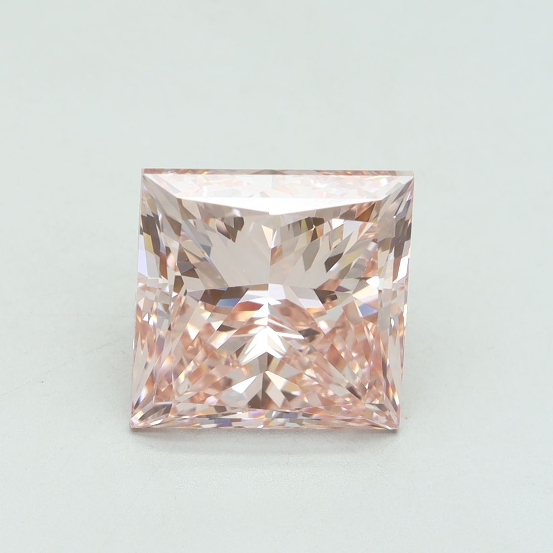 Loose Diamond - PRINCESS 5.02ct Fancy Vivid Pink VS1: Loose Diamond - PRINCESS 5.02ct Fancy Vivid Pink VS1 Source: This is a real non-mined Diamond that has been grown in a lab Shape: PRINCESS Carats: 5.02 Color: Fancy Vivid Pink Certification: IGI Video