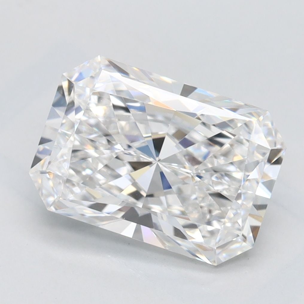 Loose Diamond - RADIANT 2.18ct D IF: Loose Diamond - RADIANT 2.18ct D IF Source: This is a real non-mined Diamond that has been grown in a lab Shape: RADIANT Carats: 2.18 Color: D Clarity: IF Certification: IGI Video: