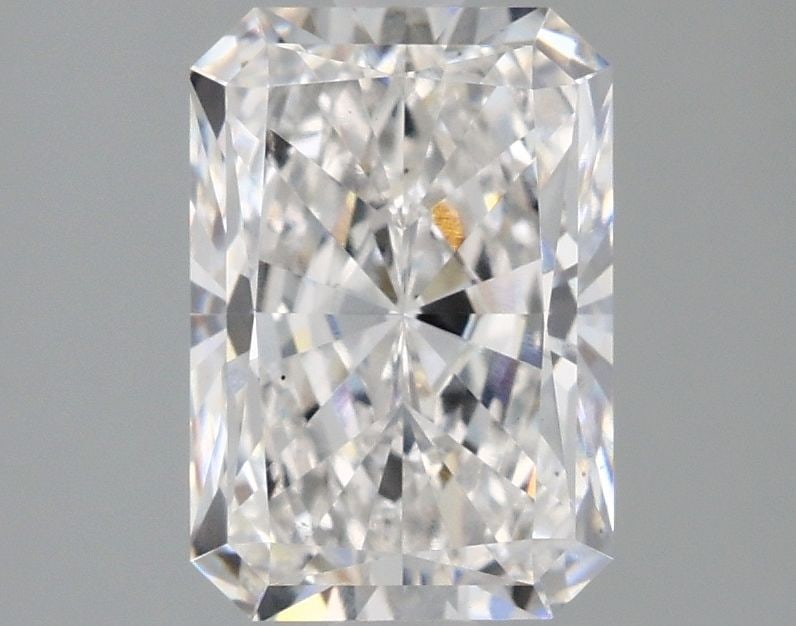 Loose Diamond - RADIANT 2.08ct E VS1: Loose Diamond - RADIANT 2.08ct E VS1 Source: This is a real non-mined Diamond that has been grown in a lab Shape: RADIANT Carats: 2.08 Color: E Clarity: VS1 Certification: IGI Video: