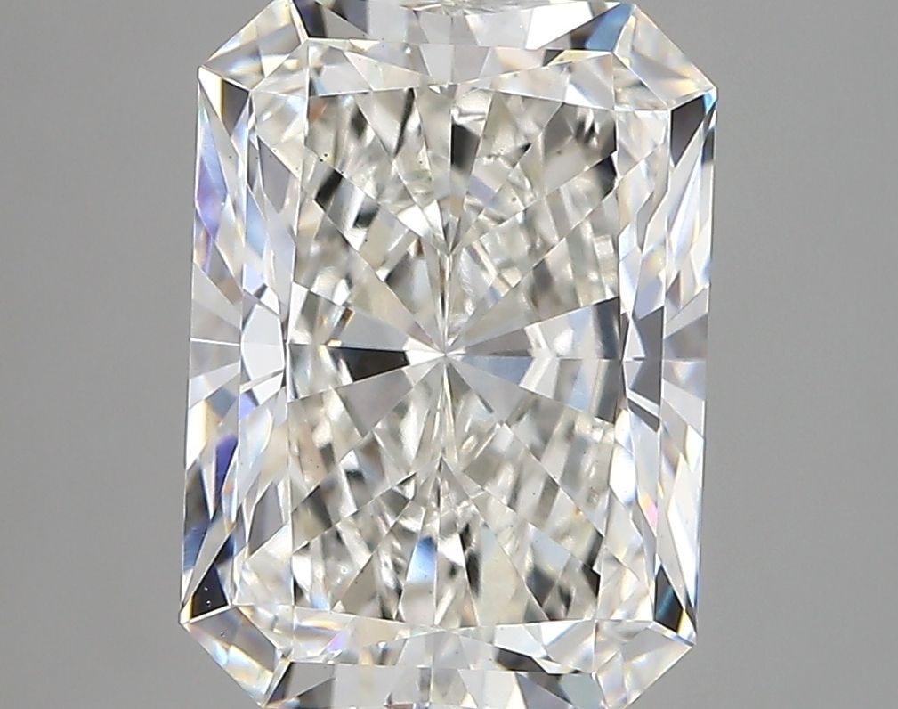 Loose Diamond - RADIANT 4.52ct F VS1: Loose Diamond - RADIANT 4.52ct F VS1 Source: This is a real non-mined Diamond that has been grown in a lab Shape: RADIANT Carats: 4.52 Color: F Clarity: VS1 Certification: IGI Video: