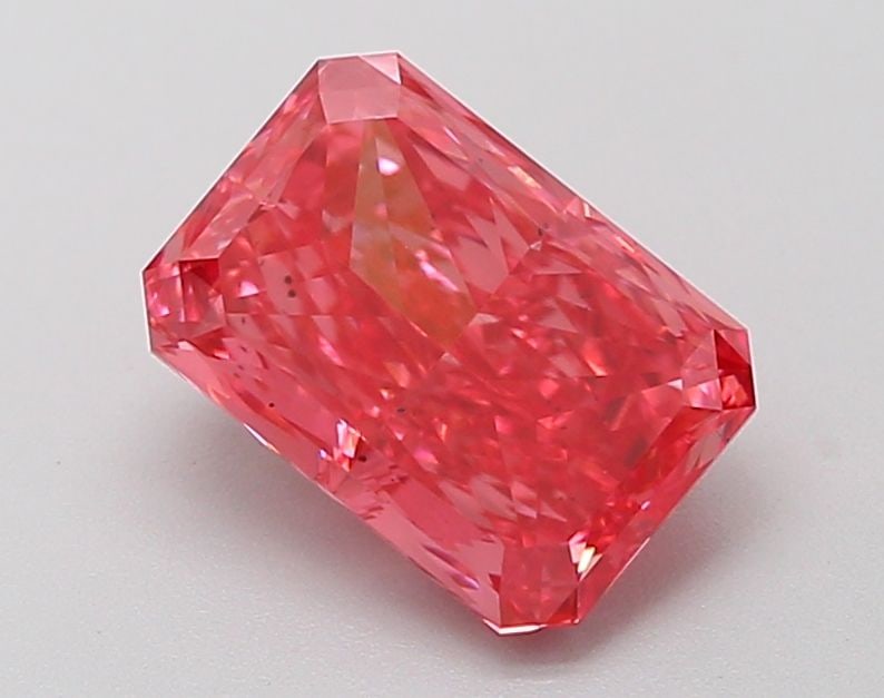 Loose Diamond - RADIANT 2.19ct Fancy Vivid Pink VS2: Loose Diamond - RADIANT 2.19ct Fancy Vivid Pink VS2 Source: This is a real non-mined Diamond that has been grown in a lab Shape: RADIANT Carats: 2.19 Color: Fancy Vivid Pink Certification: IGI Video: