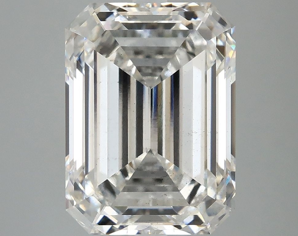 Loose Diamond - EMERALD 5.02ct F VS2: Loose Diamond - EMERALD 5.02ct F VS2 Source: This is a real non-mined Diamond that has been grown in a lab Shape: EMERALD Carats: 5.02 Color: F Clarity: VS2 Certification: IGI Video: