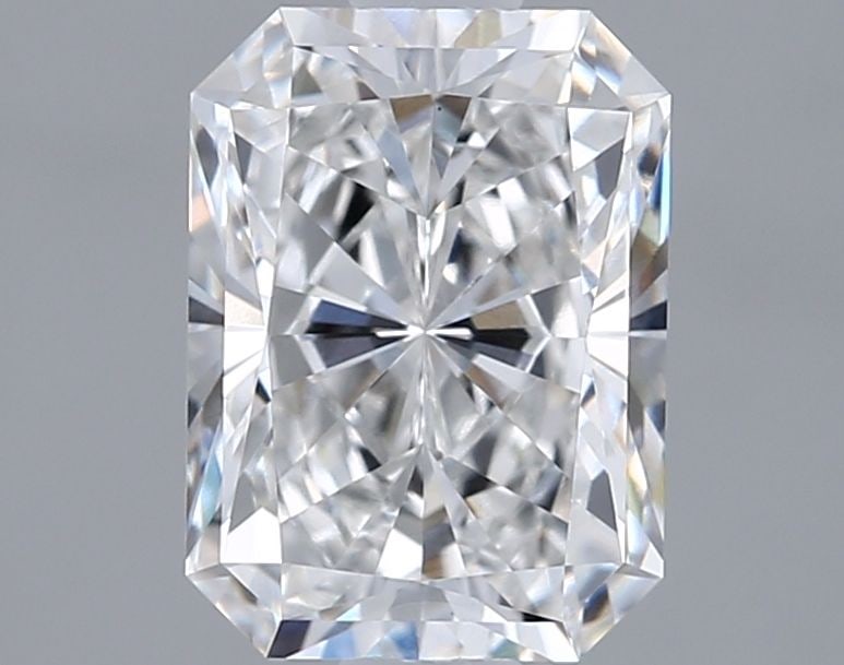 Loose Diamond - RADIANT 1.53ct E VVS2: Loose Diamond - RADIANT 1.53ct E VVS2 Source: This is a real non-mined Diamond that has been grown in a lab Shape: RADIANT Carats: 1.53 Color: E Clarity: VVS2 Certification: IGI Video: