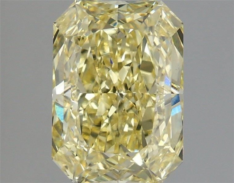 Loose Diamond - RADIANT 3.06ct Fancy Intense Yellow VS1: Loose Diamond - RADIANT 3.06ct Fancy Intense Yellow VS1 Source: This is a real non-mined Diamond that has been grown in a lab Shape: RADIANT Carats: 3.06 Color: Fancy Intense Yellow Certification: IGI