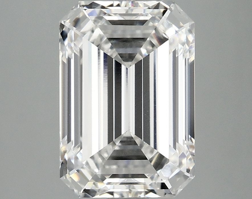 Loose Diamond - EMERALD 3.07ct E VVS2: Loose Diamond - EMERALD 3.07ct E VVS2 Source: This is a real non-mined Diamond that has been grown in a lab Shape: EMERALD Carats: 3.07 Color: E Clarity: VVS2 Certification: IGI Video: