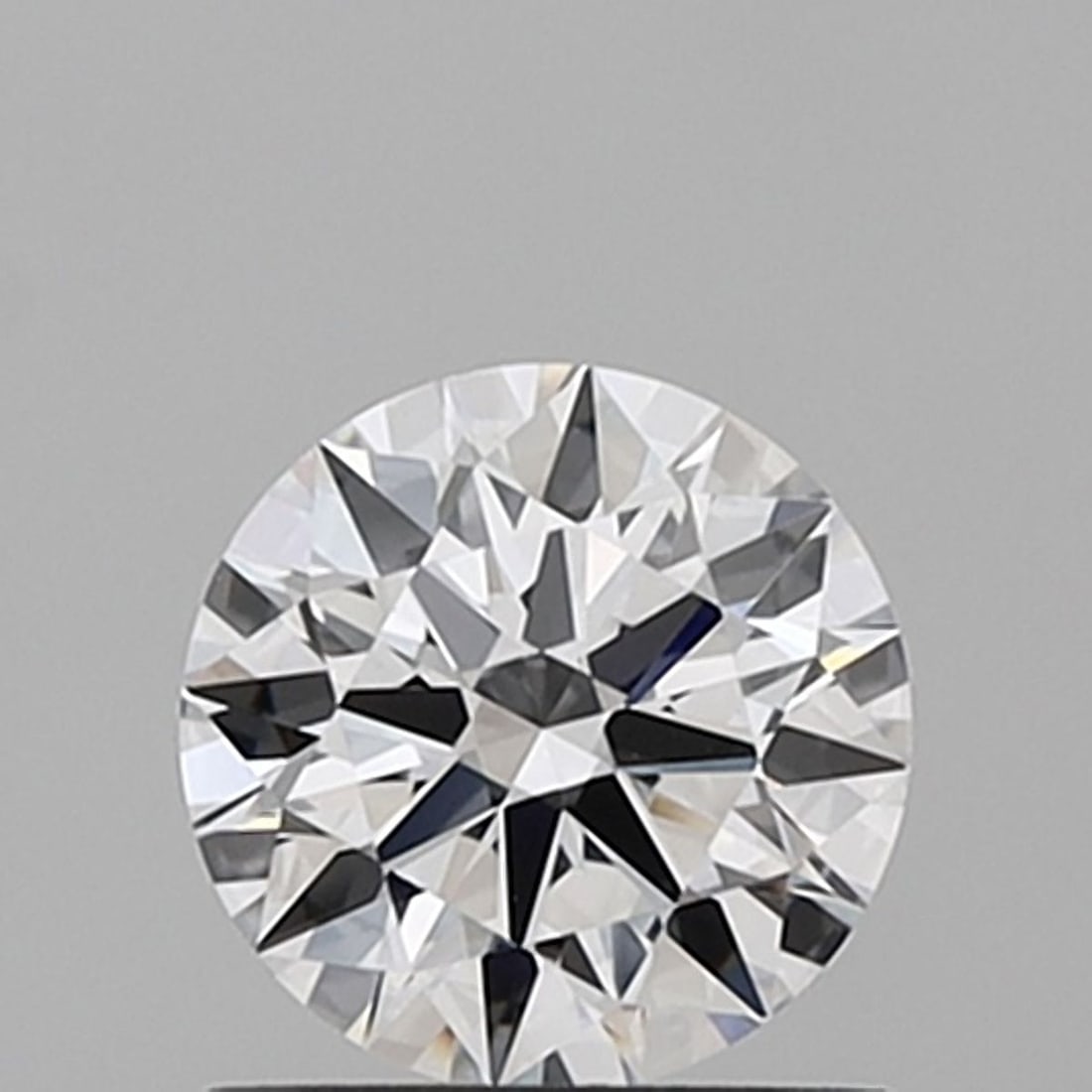 Ideal Loose Diamond - ROUND 0.82ct D VVS2: Ideal Loose Diamond - ROUND 0.82ct D VVS2 Source: This is a real non-mined Diamond that has been grown in a lab Shape: ROUND Carats: 0.82 Color: D Clarity: VVS2 Certification: IGI Video: