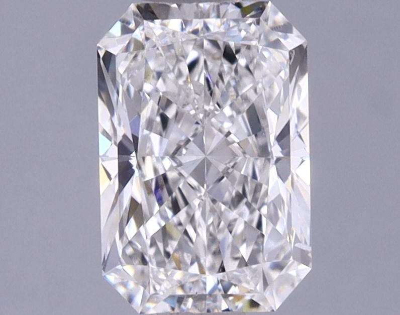 Loose Diamond - RADIANT 1.02ct E VS2: Loose Diamond - RADIANT 1.02ct E VS2 Source: This is a real non-mined Diamond that has been grown in a lab Shape: RADIANT Carats: 1.02 Color: E Clarity: VS2 Certification: IGI Video: Video Link The