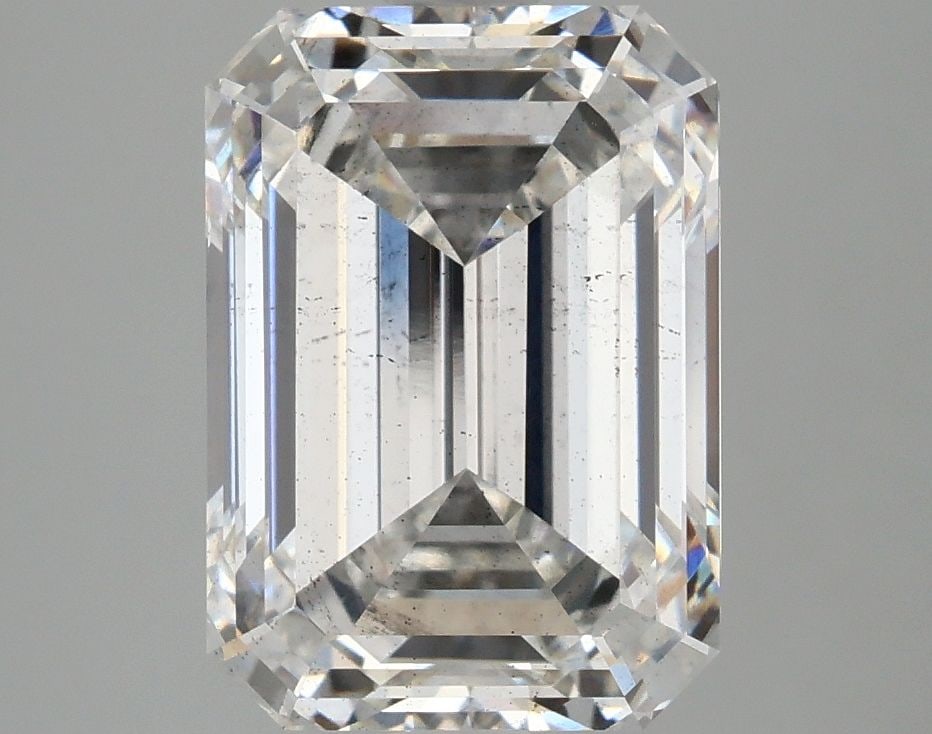 Loose Diamond - EMERALD 4.09ct F SI1: Loose Diamond - EMERALD 4.09ct F SI1 Source: This is a real non-mined Diamond that has been grown in a lab Shape: EMERALD Carats: 4.09 Color: F Clarity: SI1 Certification: IGI Video: