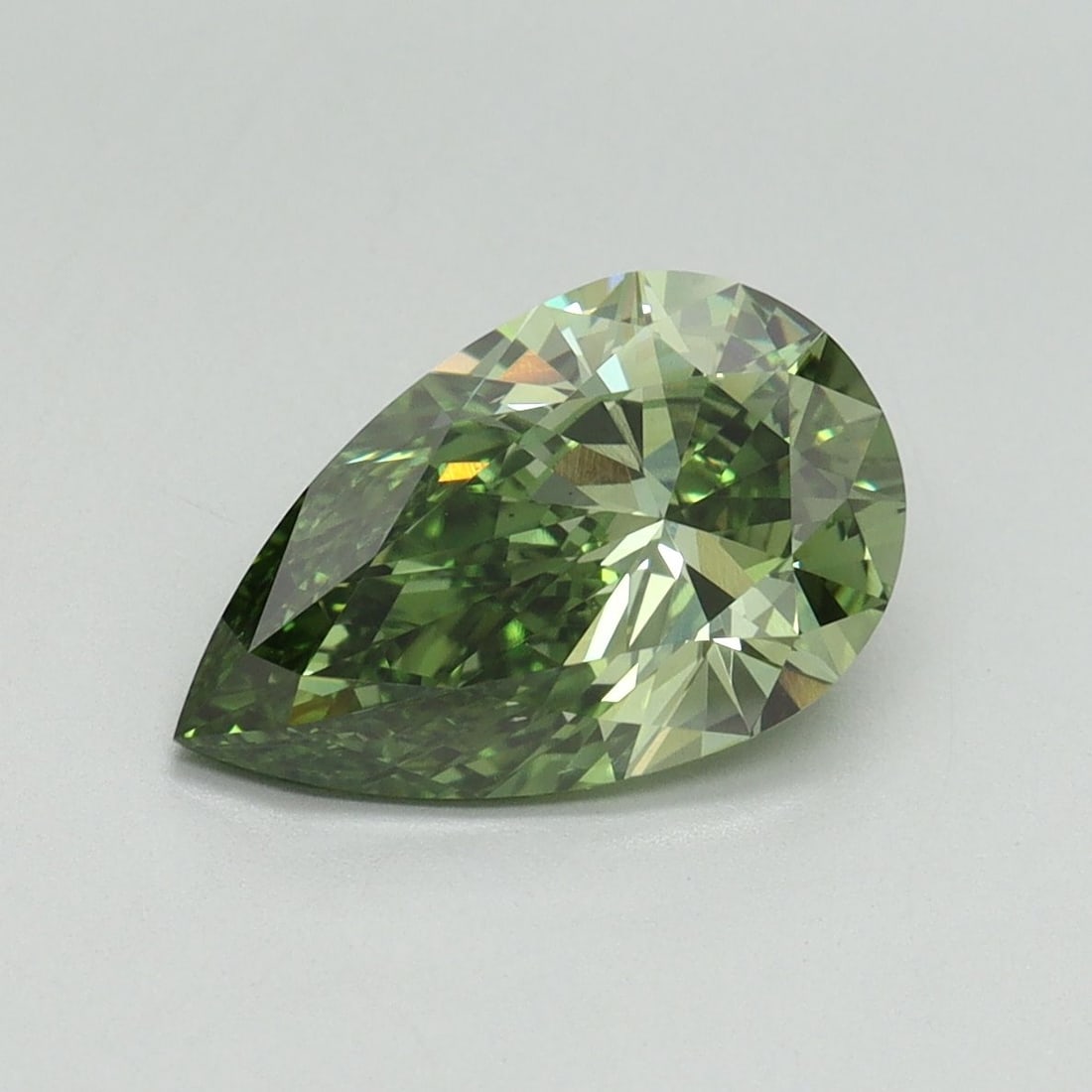 Loose Diamond - PEAR 2.0ct Fancy Vivid Green VS2: Loose Diamond - PEAR 2.0ct Fancy Vivid Green VS2 Source: This is a real non-mined Diamond that has been grown in a lab Shape: PEAR Carats: 2.0 Color: Fancy Vivid Green Certification: IGI Video:
