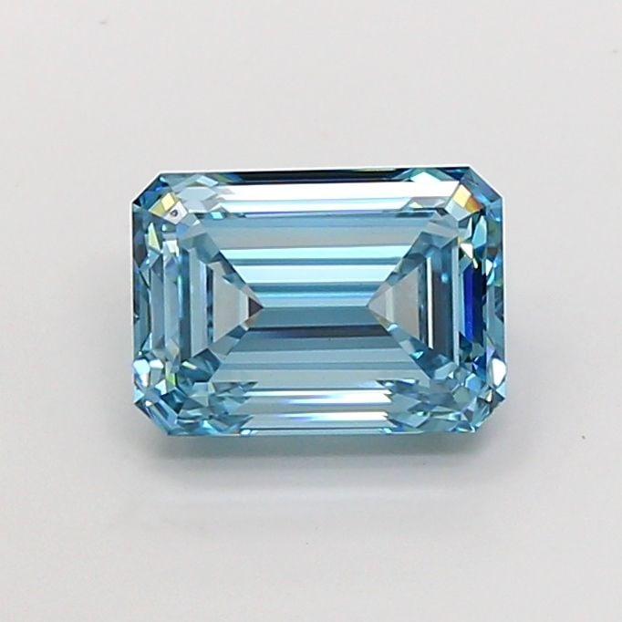 Loose Diamond - EMERALD 4.5ct Fancy Vivid Blue VS1: Loose Diamond - EMERALD 4.5ct Fancy Vivid Blue VS1 Source: This is a real non-mined Diamond that has been grown in a lab Shape: EMERALD Carats: 4.5 Color: Fancy Vivid Blue Certification: IGI Video:
