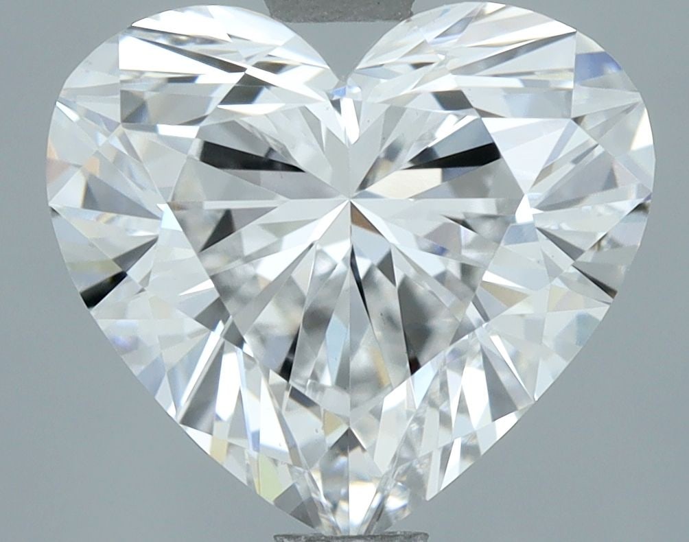 Loose Diamond - HEART 2.1ct D VS1: Loose Diamond - HEART 2.1ct D VS1 Source: This is a real non-mined Diamond that has been grown in a lab Shape: HEART Carats: 2.1 Color: D Clarity: VS1 Certification: IGI Video: