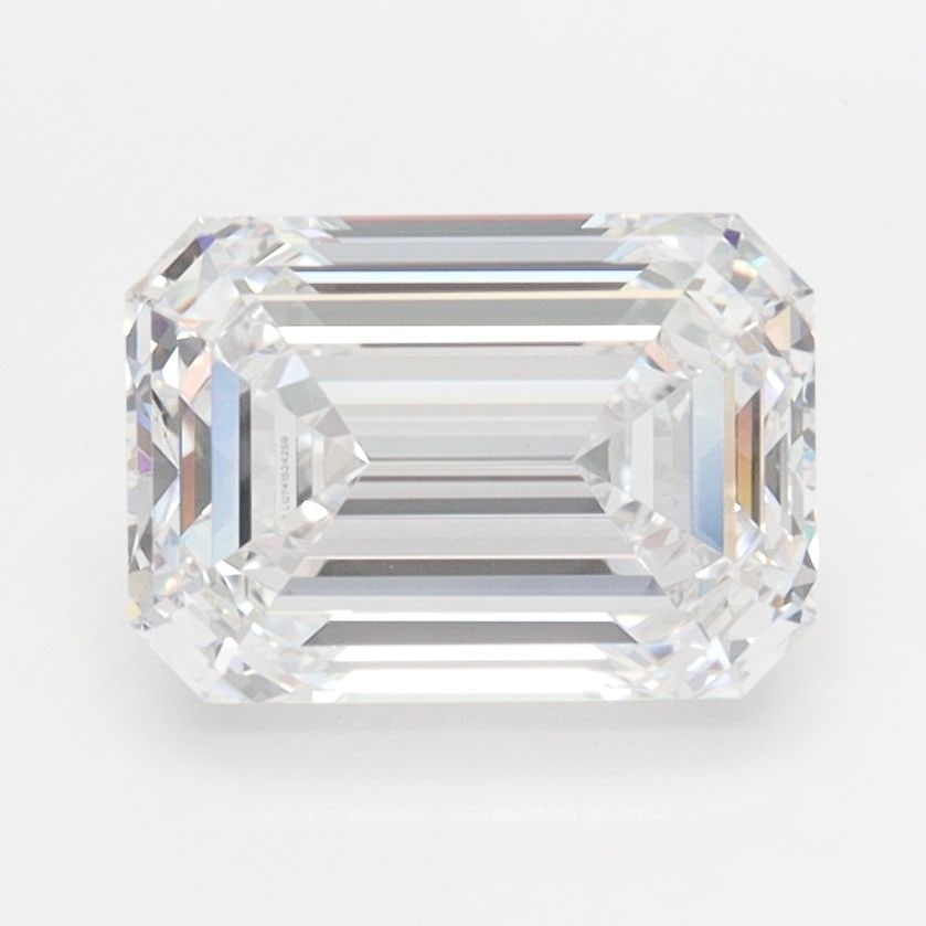 Loose Diamond - EMERALD 2.1ct D IF: Loose Diamond - EMERALD 2.1ct D IF Source: This is a real non-mined Diamond that has been grown in a lab Shape: EMERALD Carats: 2.1 Color: D Clarity: IF Certification: IGI Video:
