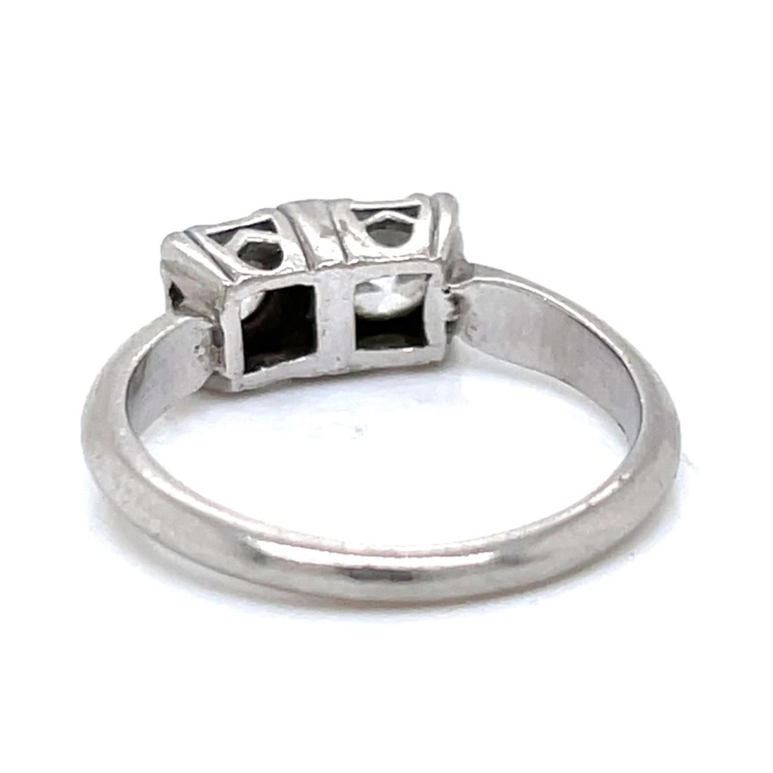 Art Deco Platinum Ring with 0.80 Ct Diamonds (1 of 4)
