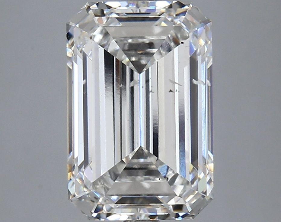 Loose Diamond - EMERALD 4.85ct F SI1: Loose Diamond - EMERALD 4.85ct F SI1 Source: This is a real non-mined Diamond that has been grown in a lab Shape: EMERALD Carats: 4.85 Color: F Clarity: SI1 Certification: IGI Video: