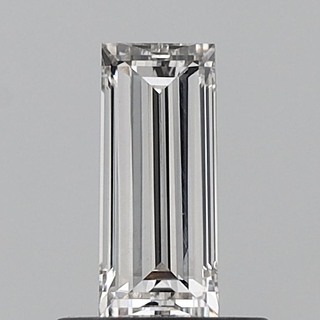 Loose Diamond - BAGUETTE 0.62ct F VS1 (1 of 1)