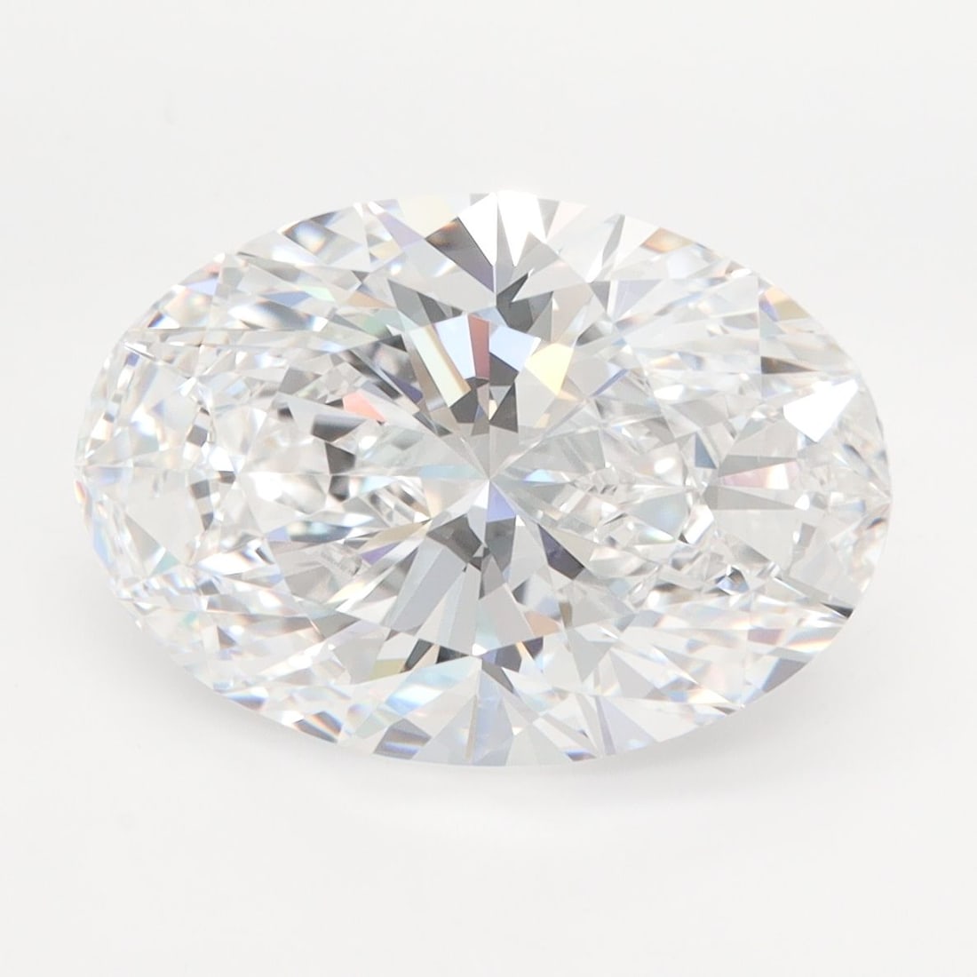 Loose Diamond - OVAL 5.01ct D VVS1: Loose Diamond - OVAL 5.01ct D VVS1 Source: This is a real non-mined Diamond that has been grown in a lab Shape: OVAL Carats: 5.01 Color: D Clarity: VVS1 Certification: GIA Video: