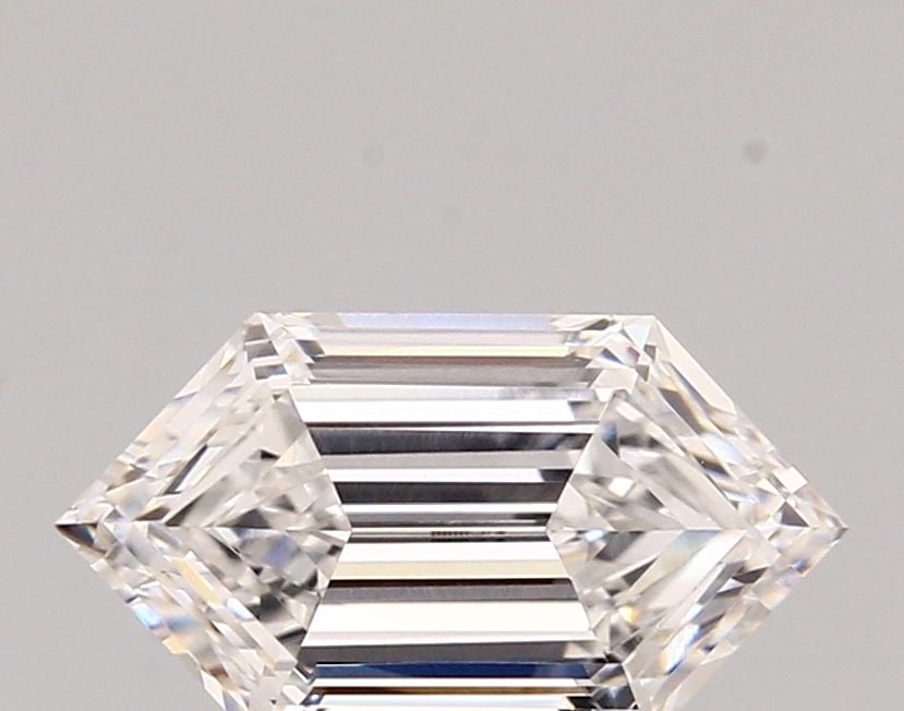 Loose Diamond - HEXAGONAL 1.6ct E VVS1: Loose Diamond - HEXAGONAL 1.6ct E VVS1 Source: This is a real non-mined Diamond that has been grown in a lab Shape: HEXAGONAL Carats: 1.6 Color: E Clarity: VVS1 Certification: IGI Video: Video Link 