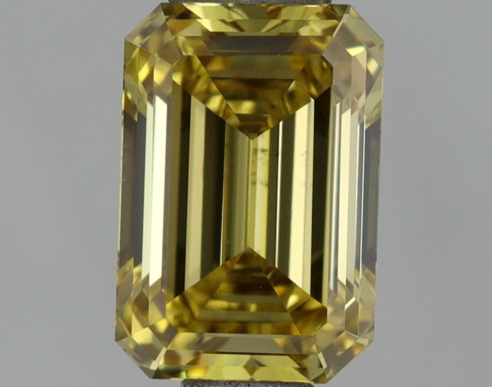 Loose Diamond - EMERALD 1.01ct Fancy Vivid Yellow VS1: Loose Diamond - EMERALD 1.01ct Fancy Vivid Yellow VS1 Source: This is a real non-mined Diamond that has been grown in a lab Shape: EMERALD Carats: 1.01 Color: Fancy Vivid Yellow Certification: NONE Vi