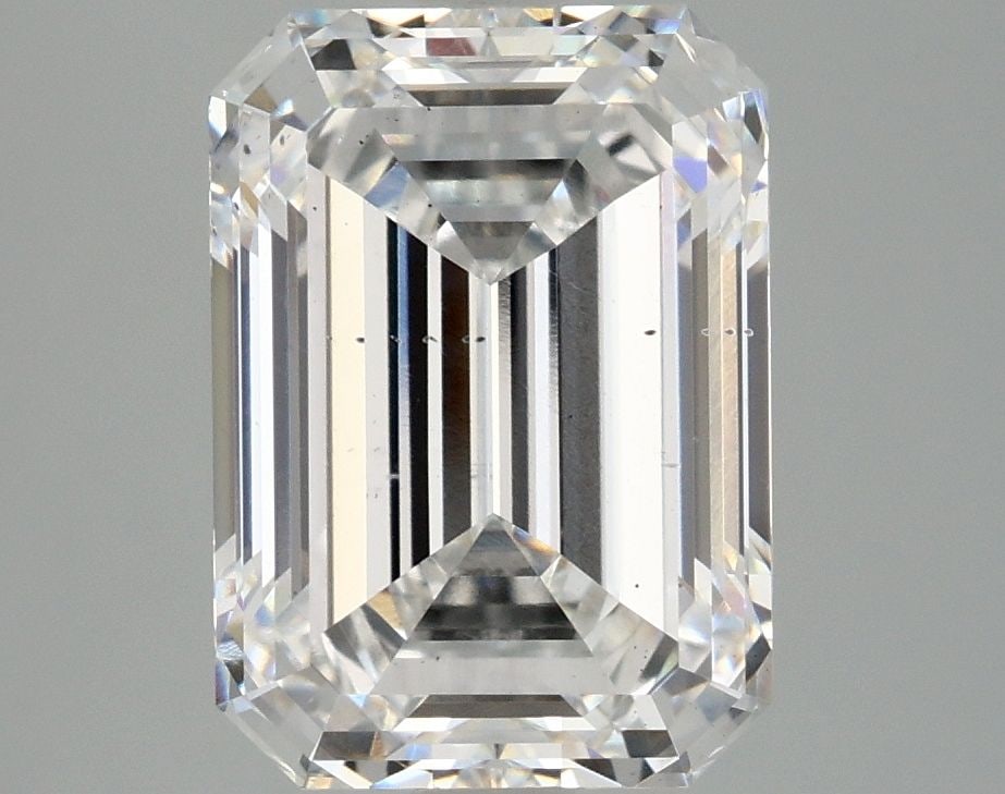 Loose Diamond - EMERALD 4.0ct E SI1: Loose Diamond - EMERALD 4.0ct E SI1 Source: This is a real non-mined Diamond that has been grown in a lab Shape: EMERALD Carats: 4.0 Color: E Clarity: SI1 Certification: IGI Video: